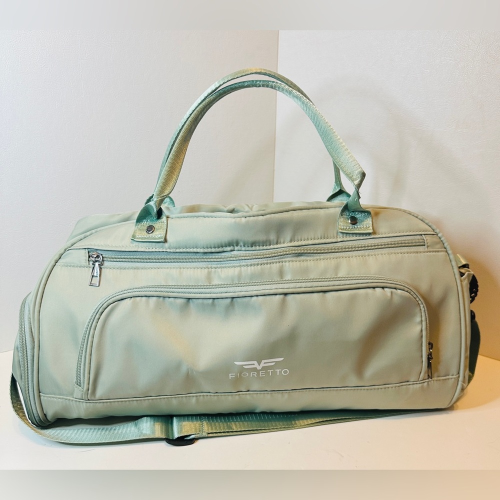 FIORETTO Womens Pale Green Gym Tote Travel Duffle Bag with Shoe Compartment